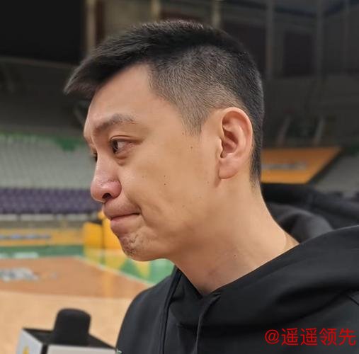 开云体育官网 备战山东！亨特仍跟队！杨鸣直指外援实力，过去表现符合预期！